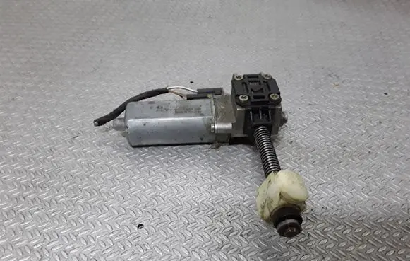 BMW 7 E65 E66 Seat adjustment motor 0390201957