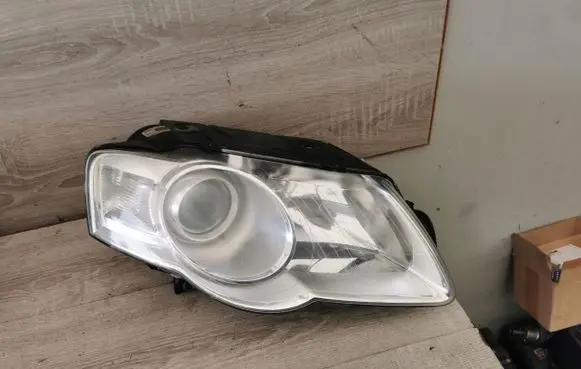 Volkswagen PASSAT B6 Headlight/headlamp 3C0941006S
