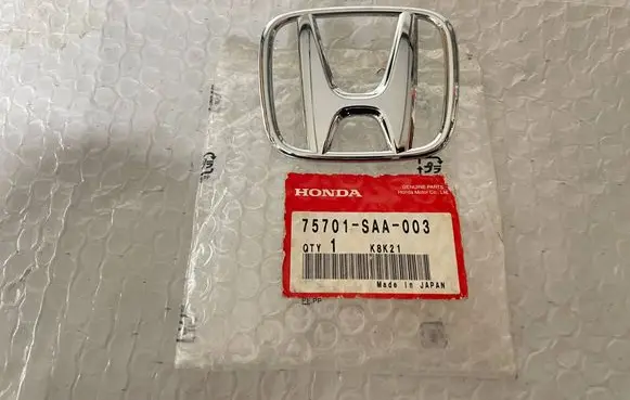 Honda Jazz Manufacturers badge/model letters 75701SAA003 K8K21 75701-SAA-003
