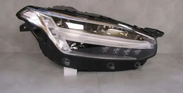 Volvo XC90 Headlight/headlamp 31655808
