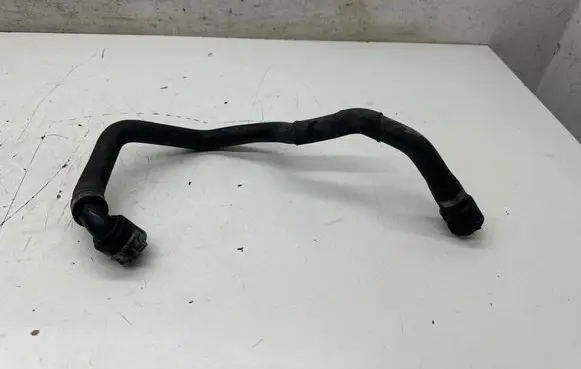 BMW X6 M Engine coolant pipe/hose 7589736 16185913