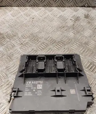 Volkswagen Caddy Comfort/convenience module 5k0937085aa