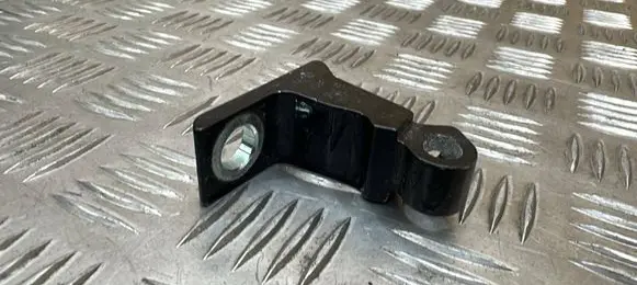 Skoda Octavia Mk3 (5E) Rear door lower hinge 8K0831402B