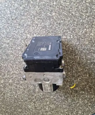 Volvo S80 ABS Pump 30681619 8G9N2C405AC