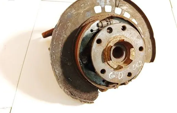 Audi Q7 4L Rear wheel hub 