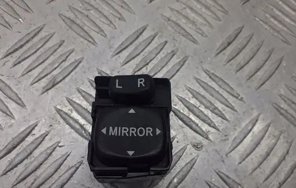 Toyota Corolla E140 E150 Wing mirror switch