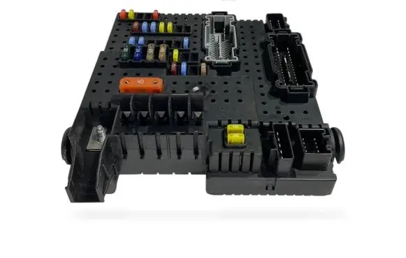 Volvo XC70 Fuse module 30786646