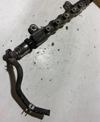 Fuel main line pipe