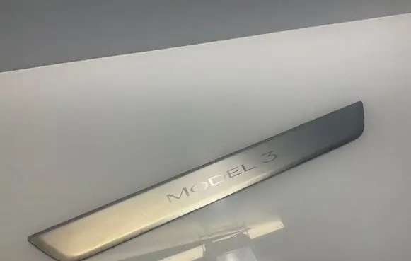 Tesla Model 3 Front sill trim cover 150476300A