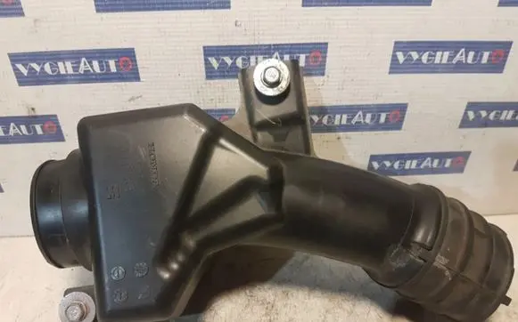 Honda CR-V Air intake duct part 17253R5ZG01