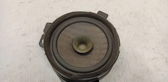 Mitsubishi Grandis Rear door speaker MR986443