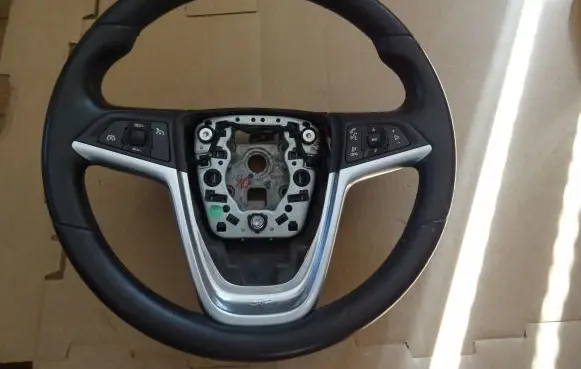 Opel Insignia A Steering wheel 10914241586