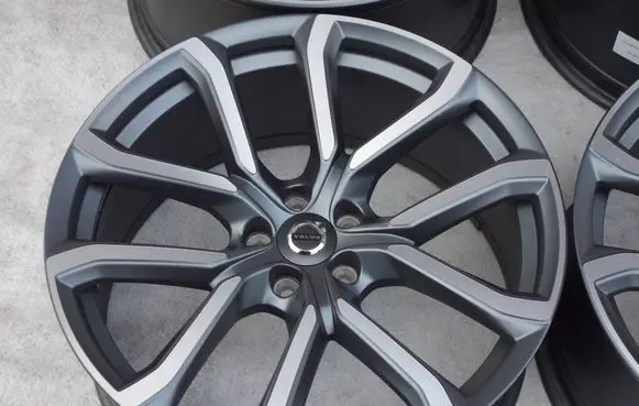 Volvo XC90 R20 alloy rim 31381202 D22FA 90JX20ET385