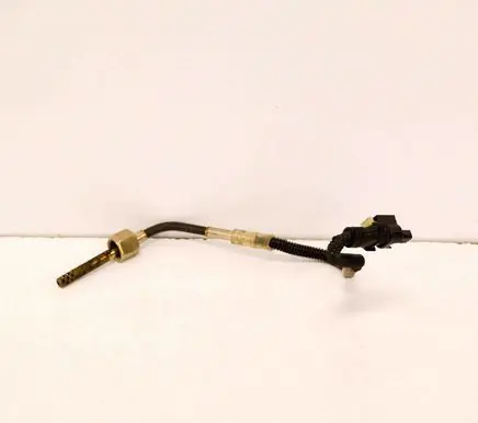 Mercedes-Benz E W213 Oil temperature sensor A0009059106 A0225451926