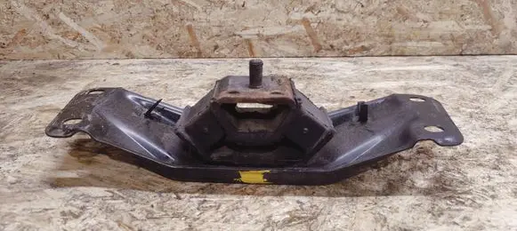 Mercedes-Benz 380 560SEC C126 Gearbox mounting bracket 1162400418