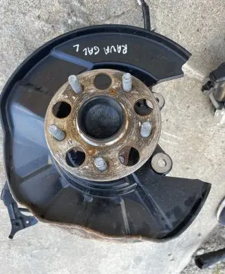 Toyota RAV 4 (XA50) Rear wheel hub 8954412030