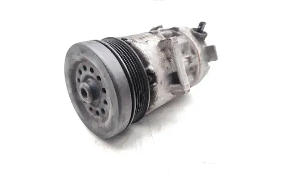 Opel Corsa D Air conditioning (A/C) compressor (pump) 55701200 4471905041
