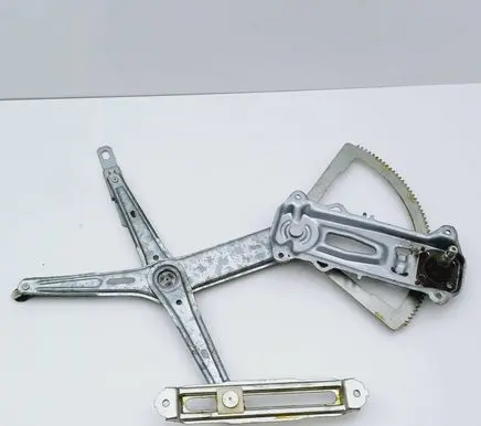 Opel Corsa C Front door manual window regulator 09113359