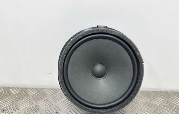 Audi A6 S6 C8 4K Front door speaker 4K0035415