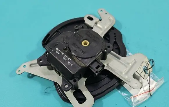 Lexus RX 330 - 350 - 400H A/C air flow flap actuator/motor 063700-8810 IMPRK1486880