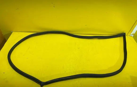 Mazda 6 Front door rubber seal 