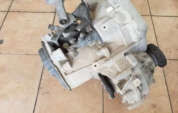 Volkswagen Jetta VI Manual 5 speed gearbox