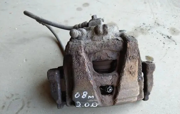 Volkswagen Tiguan Front brake caliper