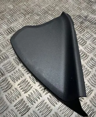 Dashboard side end trim