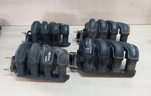 Toyota RAV 4 (XA20) Intake manifold 17120-22030