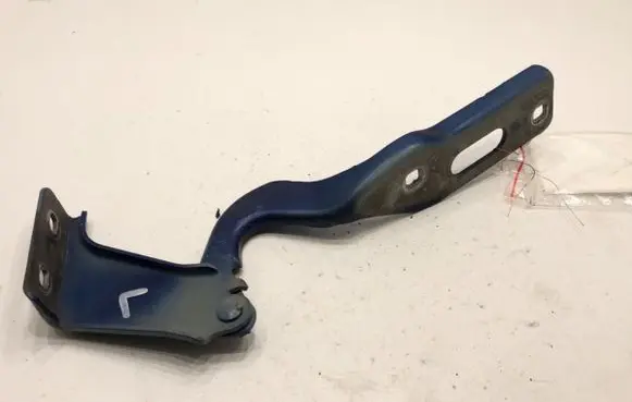 Seat Leon (5F) Engine bonnet/hood hinges 5F0823301B
