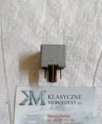Volkswagen Golf III Other relay 191937503