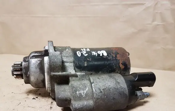 Volkswagen PASSAT B6 Starter motor 02Z911023