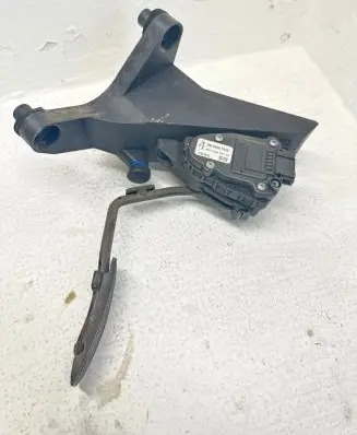 Jaguar S-Type Accelerator throttle pedal 2R839F836A 6PV00873700