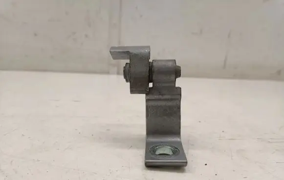 Volkswagen Arteon Front door upper hinge