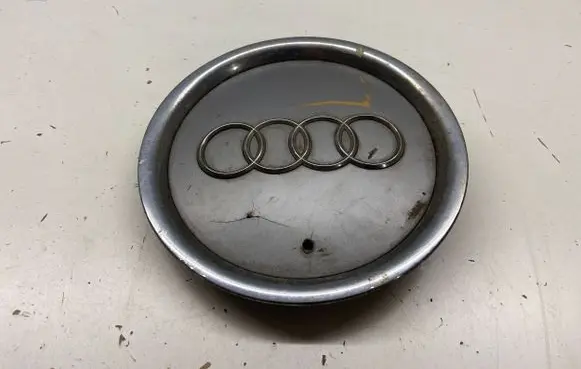 Audi A3 S3 8L Original wheel cap 8L0601165D