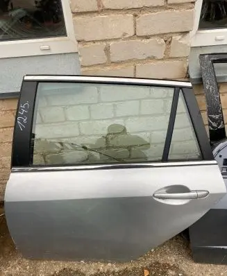 Mazda 6 Rear door