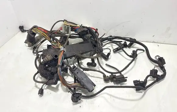 BMW 5 E60 E61 Engine installation wiring loom 779015703 755250Z12 7790157