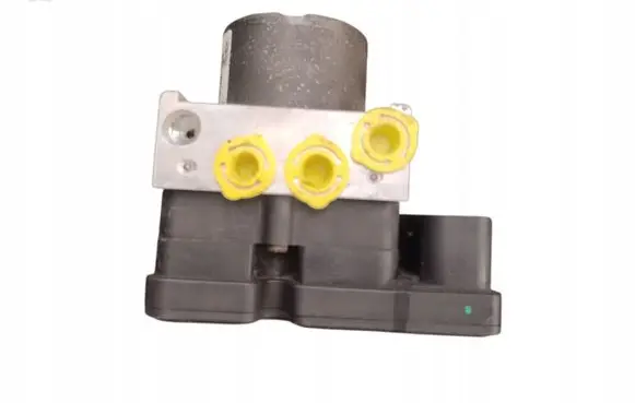 Mazda 3 Master brake cylinder 3M51-2M110-AD