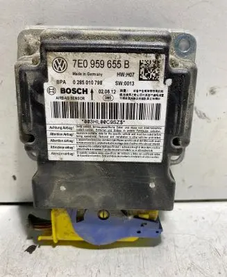 Volkswagen Caddy Airbag control unit/module 7E0959655B 0285010798