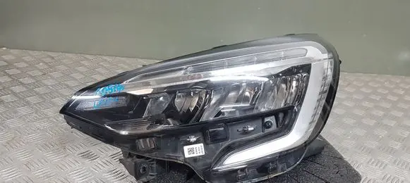 Renault Clio V Headlight/headlamp 260609987R LE17A6415 01066099800010