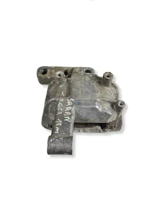 Volkswagen Tiguan Engine mount bracket 5N0199262