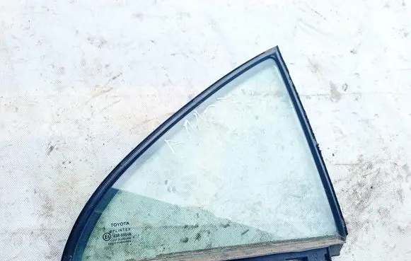 Toyota Avensis T250 Rear vent window glass AS2
