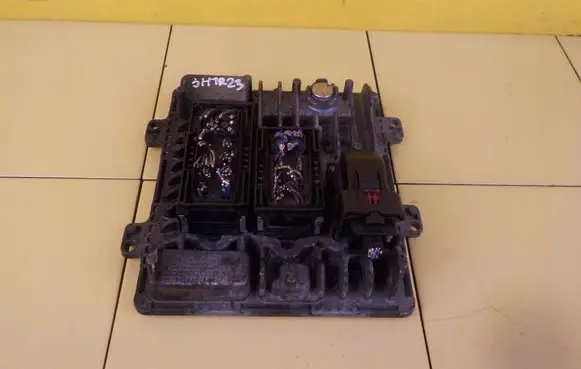 Opel Astra J Engine control unit/module 55486549 B16DTH LVL
