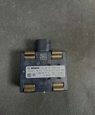 Mercedes-Benz C W205 Distronic sensor radar A0009055211 39R15832 0203302447