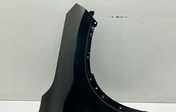 BMW X1 U11 Fender
