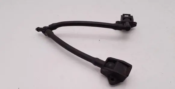 Honda Civic Windshield washer spray nozzle 