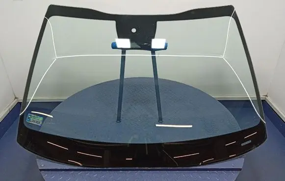 KIA Sportage Front windscreen/windshield window 