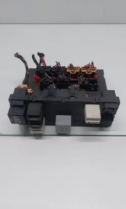 Volkswagen Golf V Comfort/convenience module H46S1501 05665876 3C0937049S