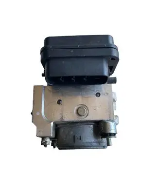 Toyota Hilux (AN10, AN20, AN30) ABS Pump 4451071030