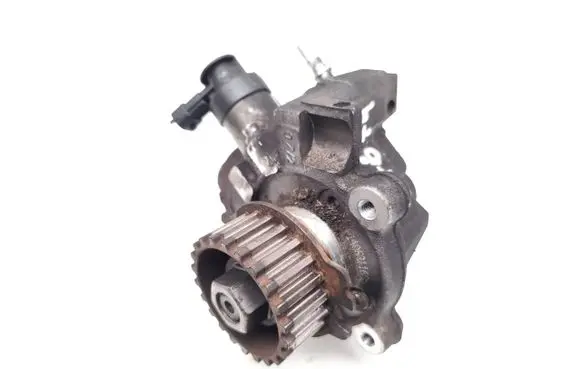 Citroen C3 Picasso Fuel injection high pressure pump 9811347380 0445010739